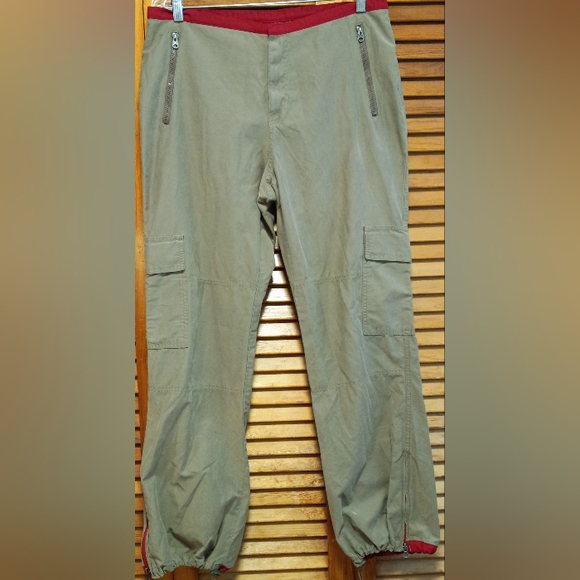 Abercrombie & Fitch Pants - Vintage Y2K Abercrombie & Fitch Cargo Pants Green  Women's Size 12